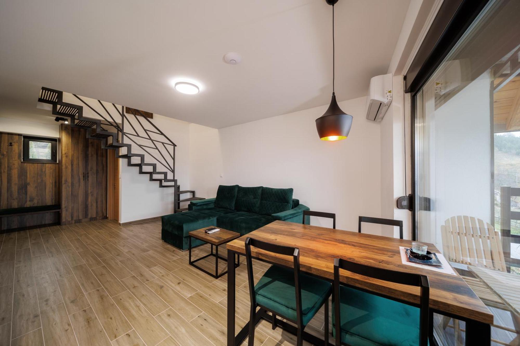 Montana Zaovine Apartment